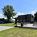 De Lange Akker Hotel 2*